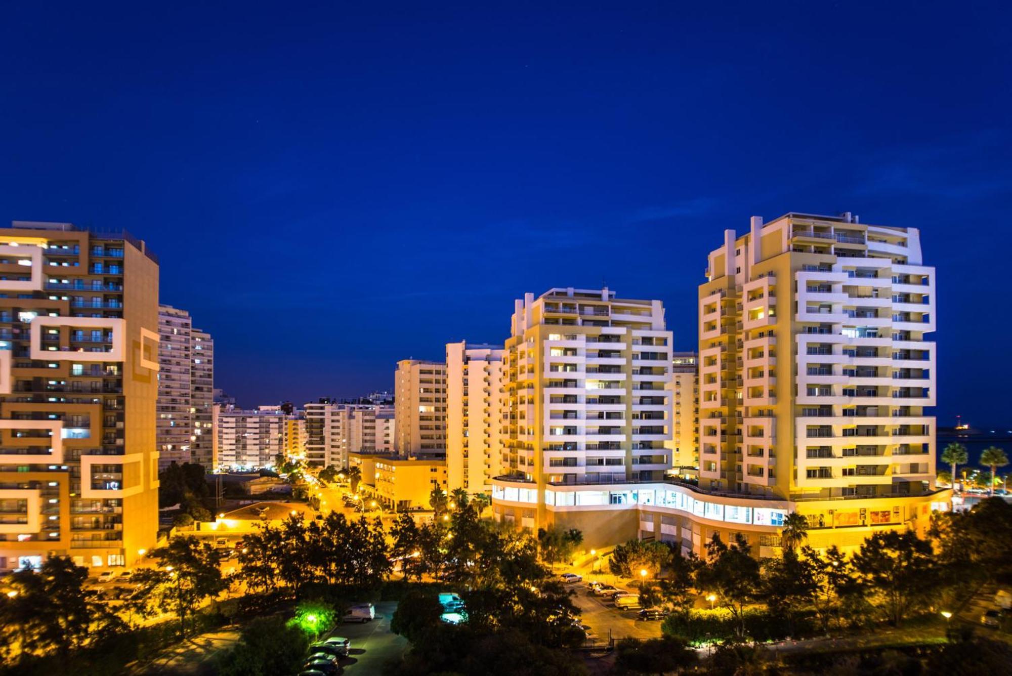 Apartemen 70 m² dengan 2 kamar tidur dan 2 kamar mandi pribadi di Praia do Vau Portimao Bagian luar foto